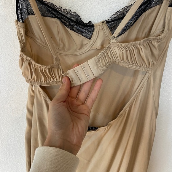 NA-KD Satin night cup dress lingerie - Picture 5 of 9